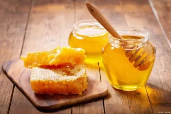 Come i rifrattometri per miele proteggono i profitti: Una guida scientificamente fondata per il controllo dei tempi e della qualità del raccolto