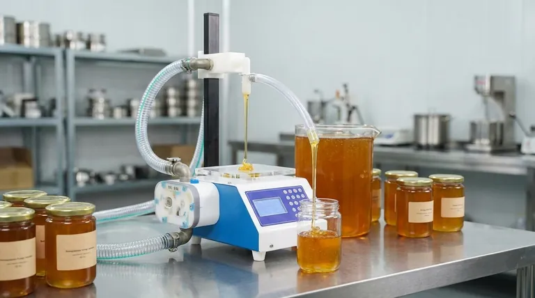 Comment le mécanisme de remplissage diffère-t-il entre les machines de remplissage par gravité et par piston ? Choisissez le bon remplisseur pour votre produit