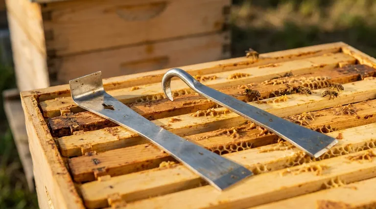 Какие существуют типы пчеловодных стамесок? Выберите подходящий инструмент для вашей пасеки