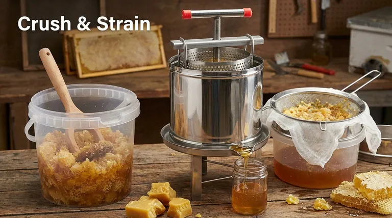 Quais são as principais características do método de extração de mel "Crush & Strain" (Esmagar e Coar)? Uma Abordagem Simples e de Baixo Custo