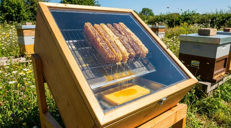 ما هو جهاز صهر الشمع بالطاقة الشمسية وكيف يعمل؟ استعادة شمع العسل النقي باستخدام طاقة الشمس المجانية