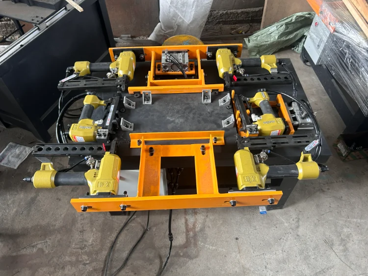 蜂フレーム製造機