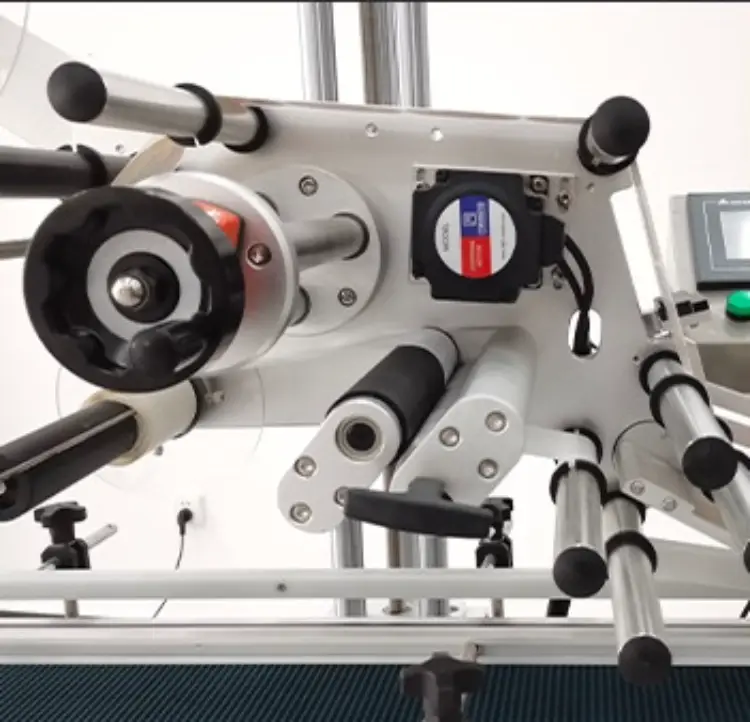 Этикетировочная машина