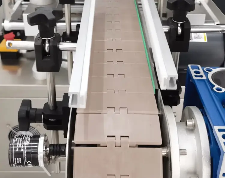 Этикетировочная машина