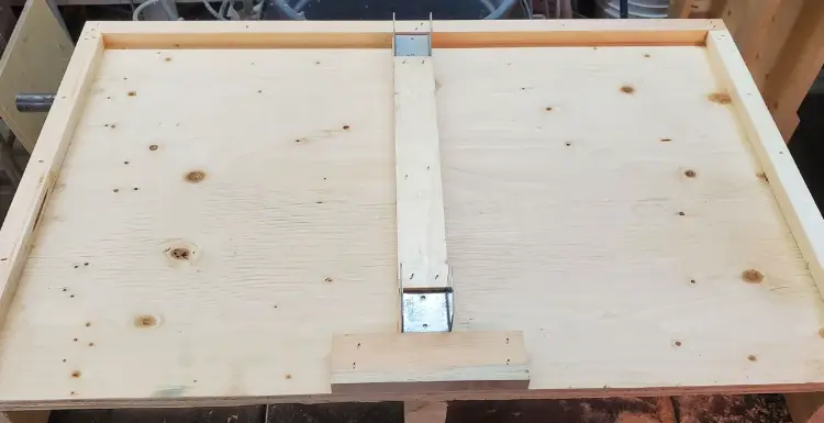 Pallet Clip