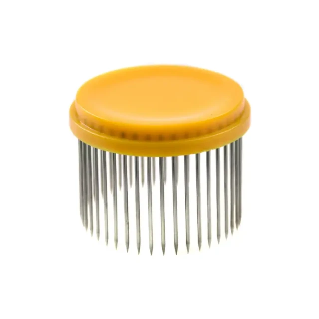 Professional Round Push-In Queen Cage with Metal Tines