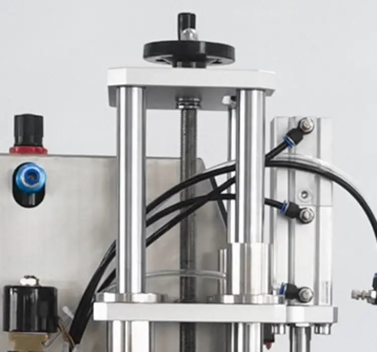 Vacuum Capping Machine