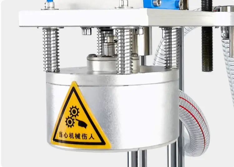 Vacuum Capping Machine